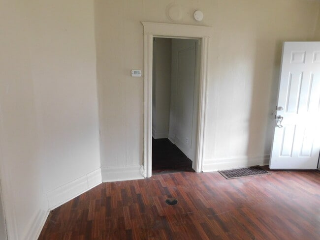 Photo - Newly Remodeled 1st Floor Apartment Near Downtown Mt Clemens Unit 2