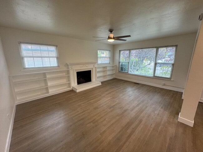 Photo - 429 Larkin St