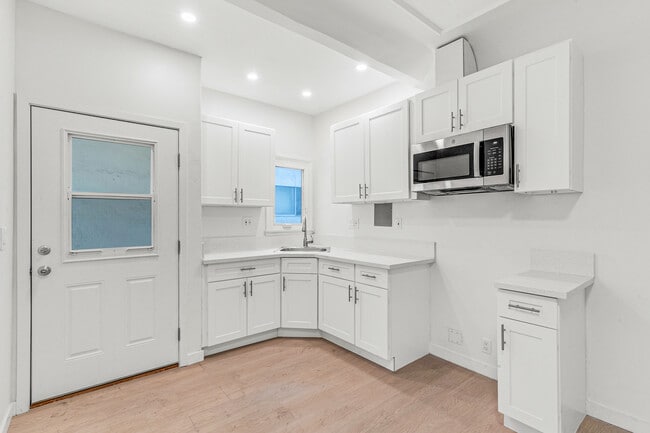 Photo - 1144 S Wooster St