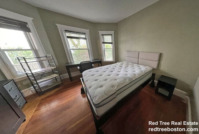 Photo - 86 Bromfield Rd Unit 1