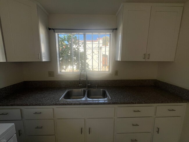 Photo - 8020 Bright Ave Unit 8022