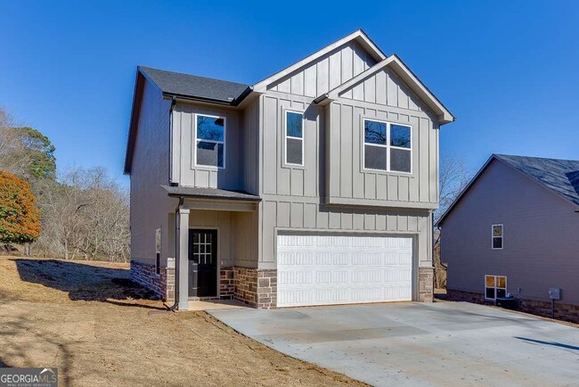 Photo - 569 Clayton St