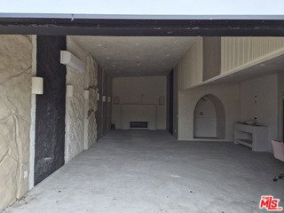 Photo - 10835 Magnolia Blvd