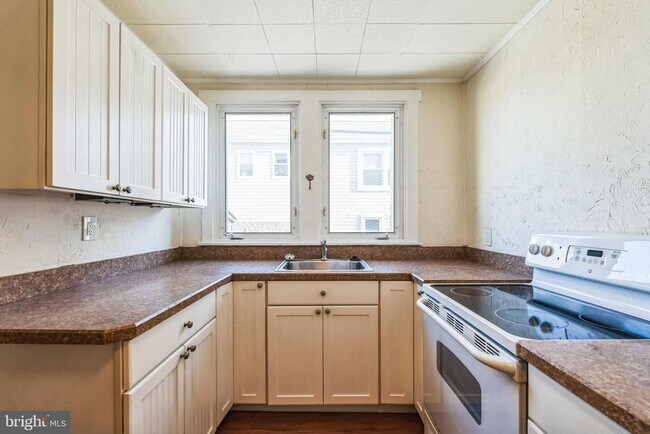 Photo - 1116 Maple St