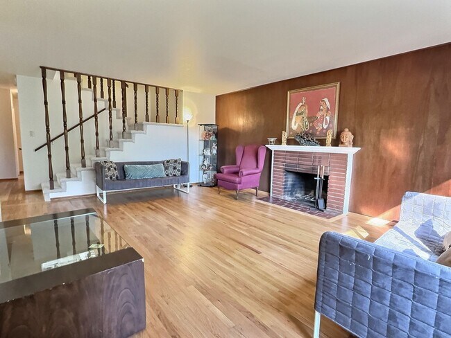 Photo - 6BD/3BA – Spacious West San Jose home near...
