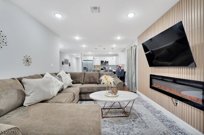 Photo - 225 S 9th St Unit 2