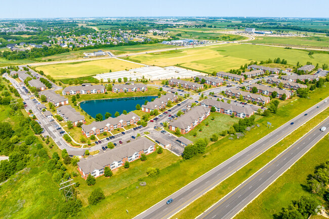 Aerial - Cross Creek Apartment Homes