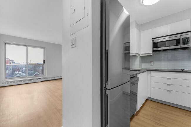 Photo - 145 York St Unit 307