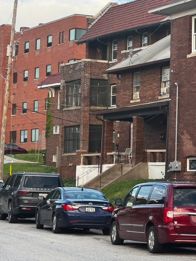 Building Photo - Forest Avenue Unit 913-1 Rental