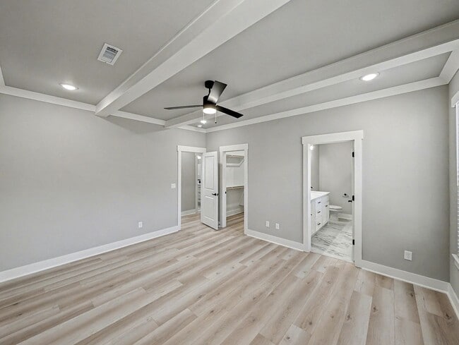 Photo - Tucked Into A Prime Spot In Bella Vista Wi...