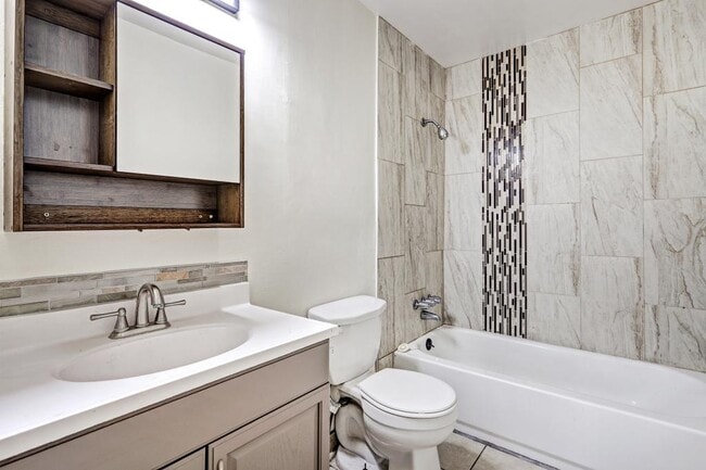 Photo - 13515 Copper Ave NE