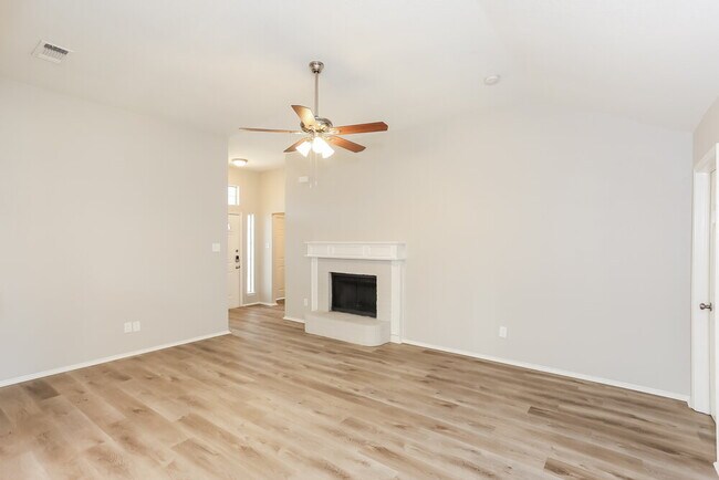 Photo - 1302 Hidden Glade Dr