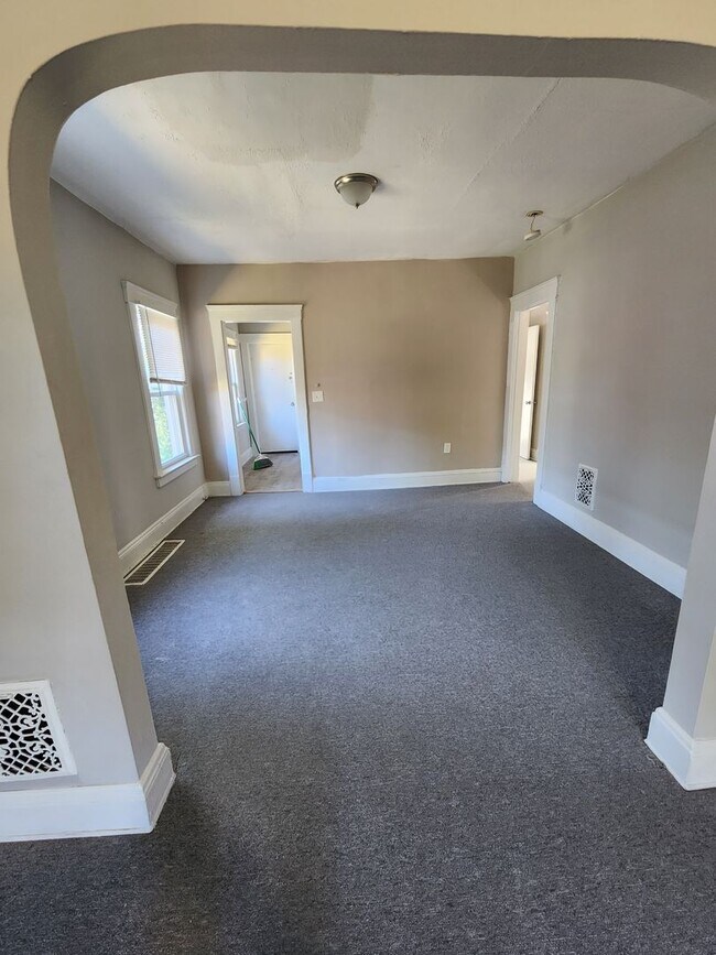 Photo - Adams9914 Unit 9914