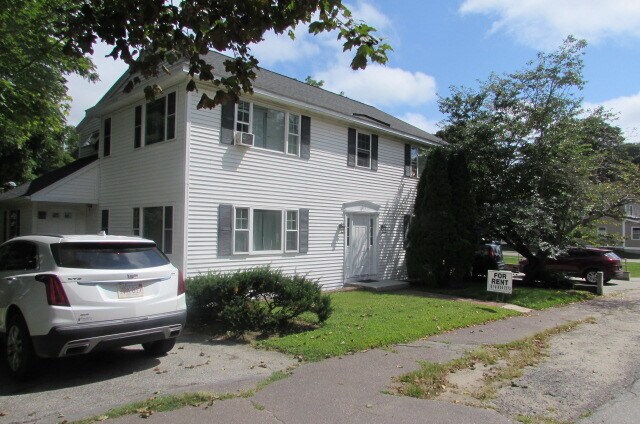 Photo - 105 Central St Unidad A