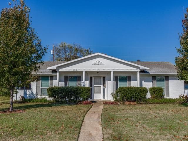 Building Photo - 416 Cambridge Dr