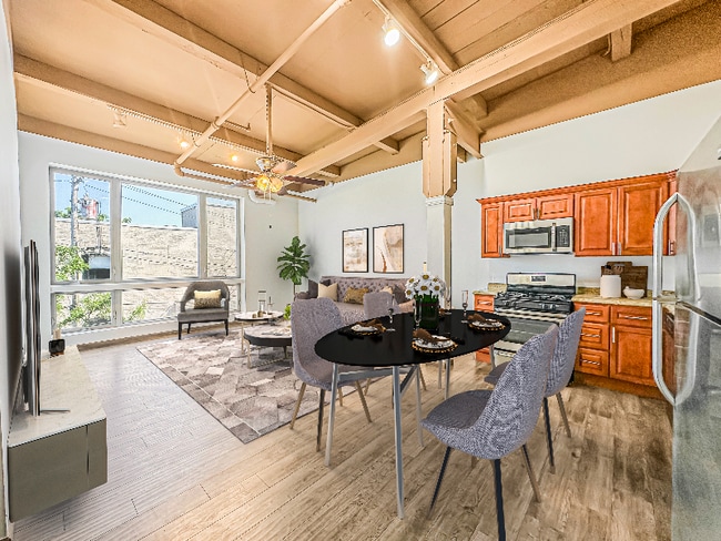 Photo - 3554 Sepviva St Unidad 2