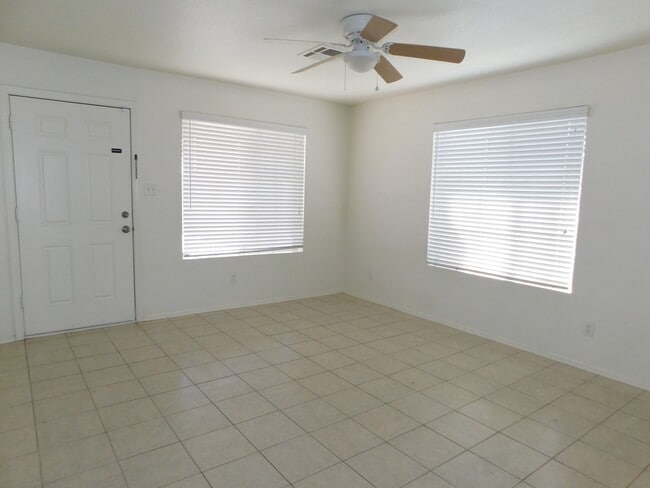 Photo - 3 BEDROOM HOME IN OCOTILLO!