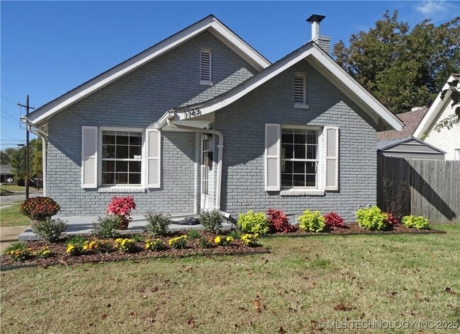 Building Photo - 1148 S Columbia Ave Rental