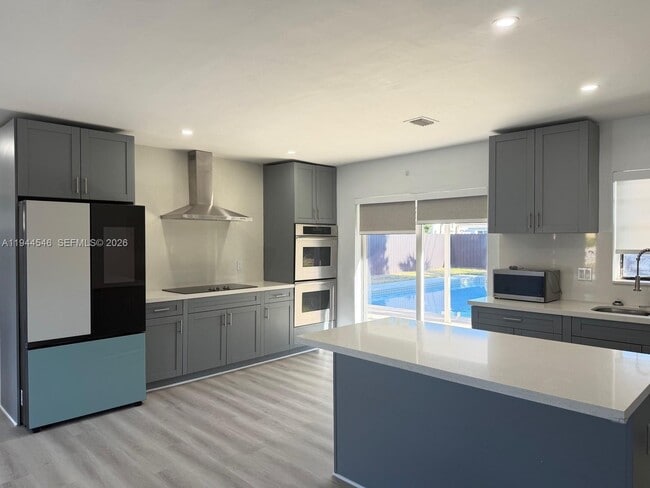 Photo - 9900 Dominican Dr