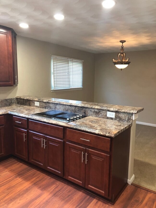 Photo - GORGEOUS HOME IN ARAGONA!