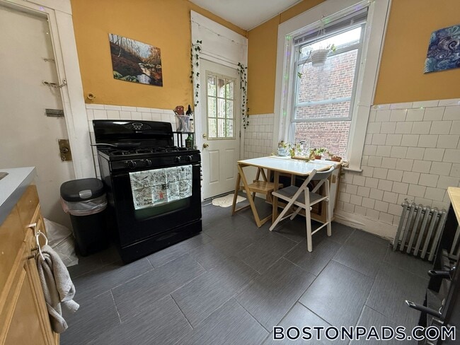 Photo - 1377A Commonwealth Ave Unit 2