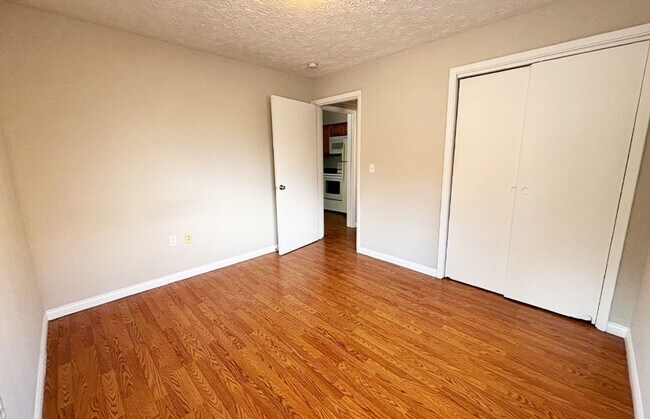 Photo - 559 Lowell Ave Unit 559-04