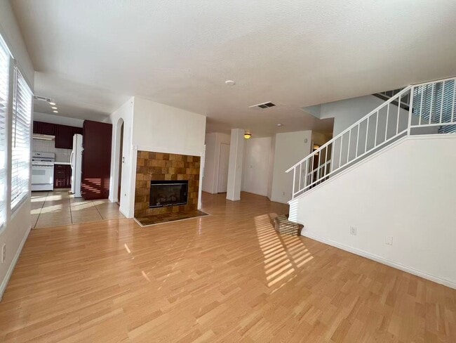 Photo - Stunning 5 bedroom, 2.5 bathroom home