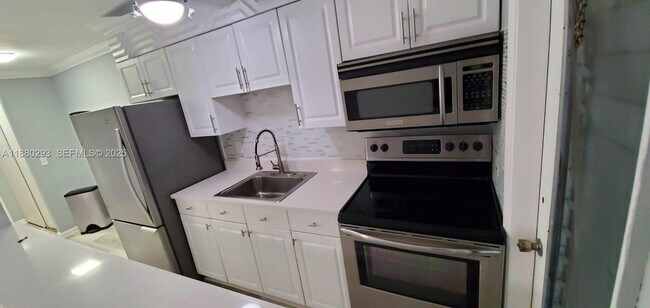 Photo - 2621 Grant St Unidad 10A