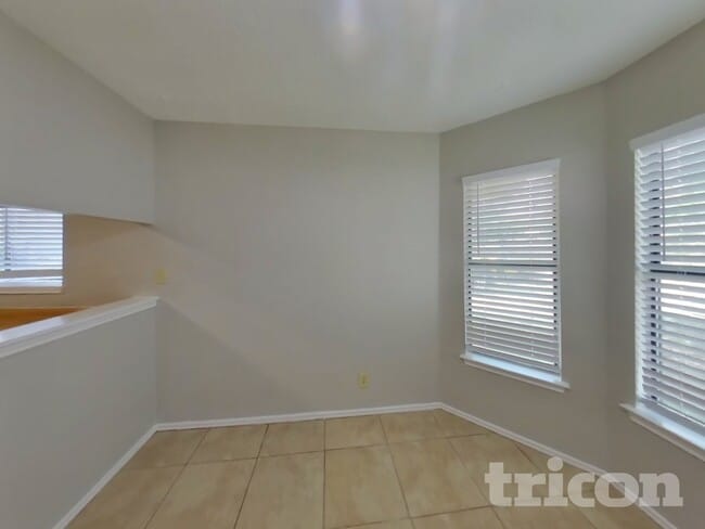 Photo - 8058 Pioneer Trail Dr