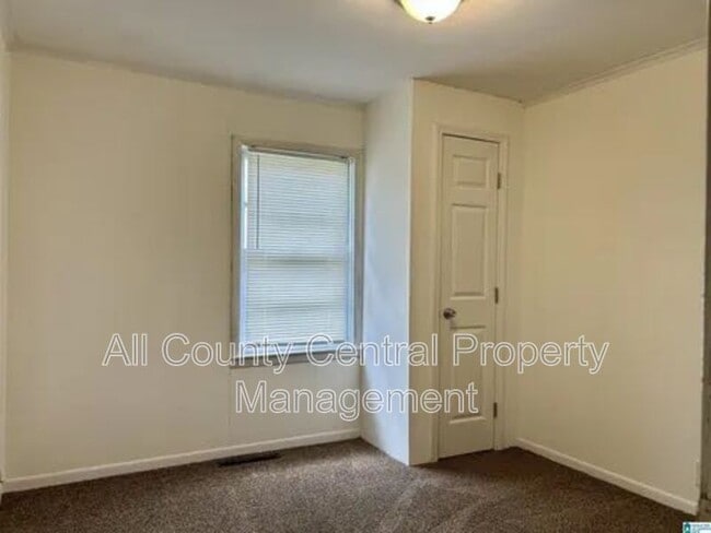 Photo - 5417 Holland Ave