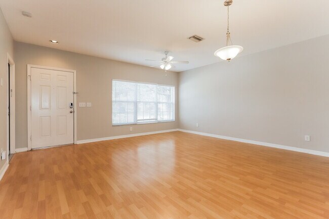 Photo - 10808 Shasta Ct