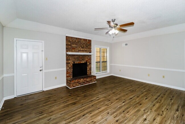 Photo - 6779 Cleary Dr