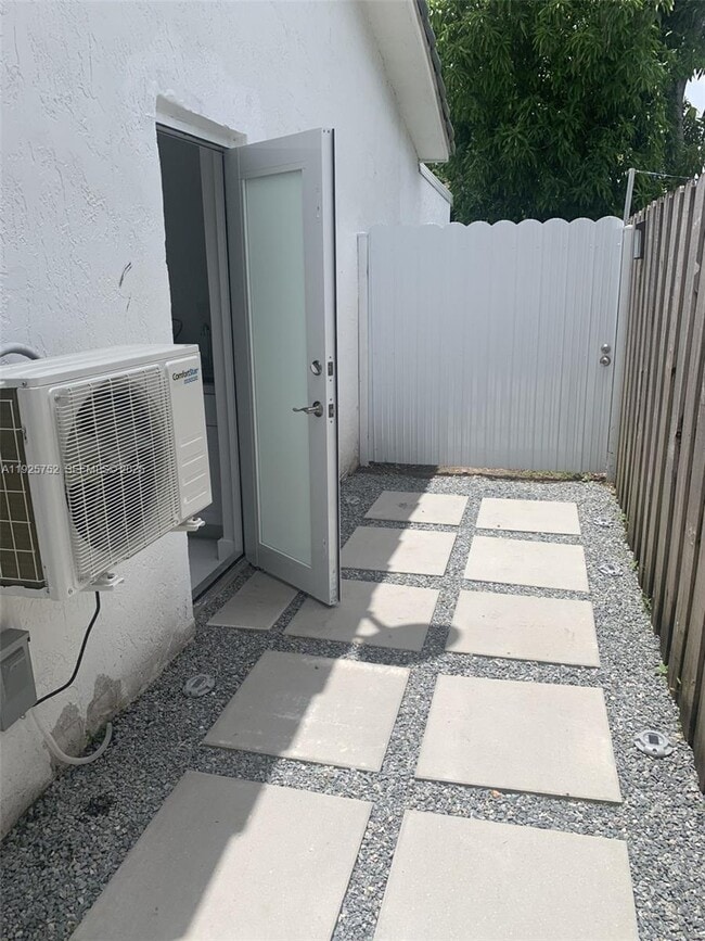 Building Photo - 20354 SW 131st Ct Unit A