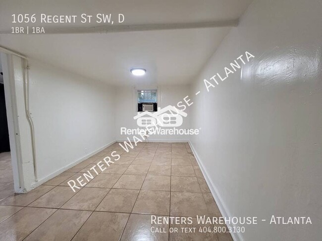 Photo - 1056 Regent St SW