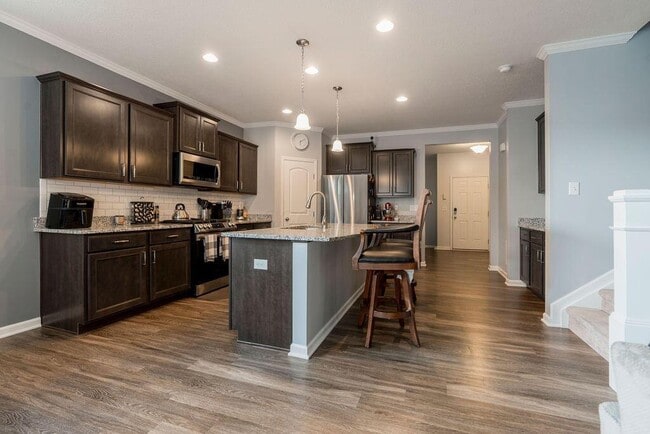 Photo - 123 Schellinger St