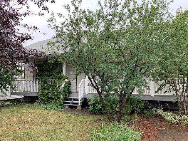 Photo - 9908-9114 114 Ave