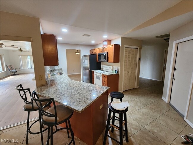 Photo - 2213 SE 8th Pl