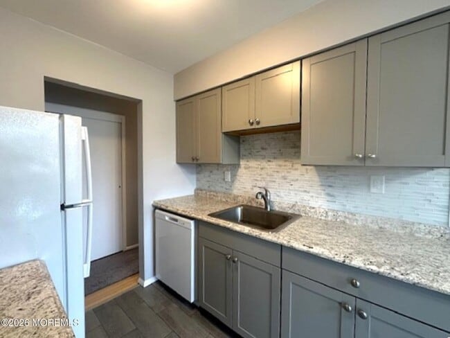 Photo - 61 Stonehurst Blvd Unit F