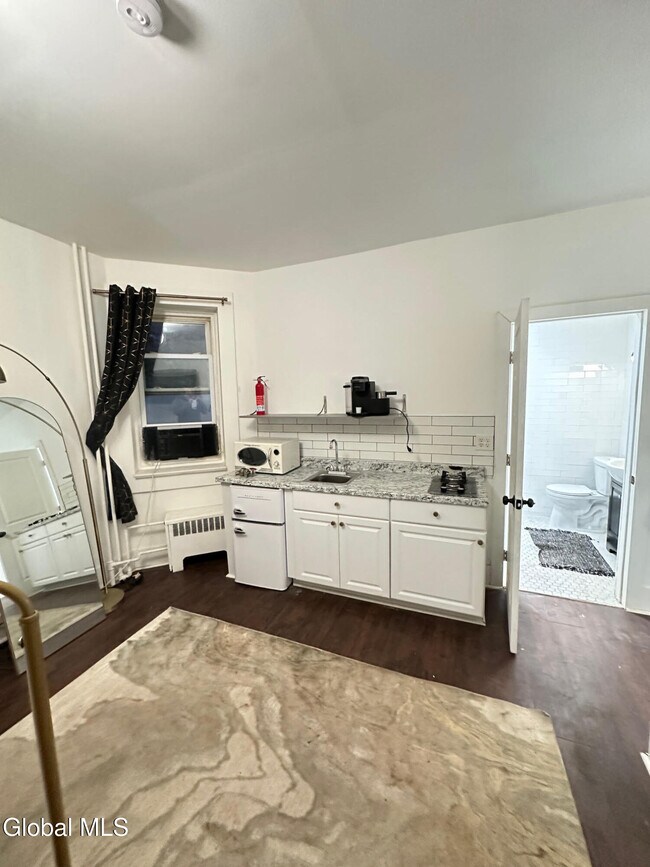 Photo - 51 Elm St Unidad 1