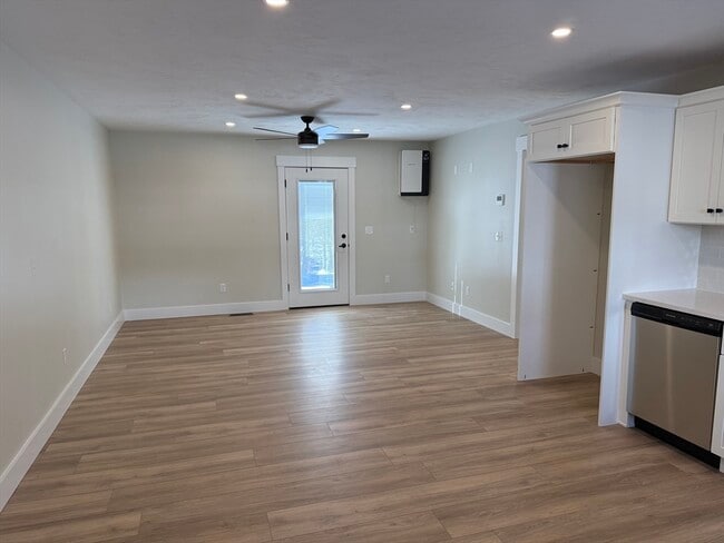 Photo - 480 Wareham St