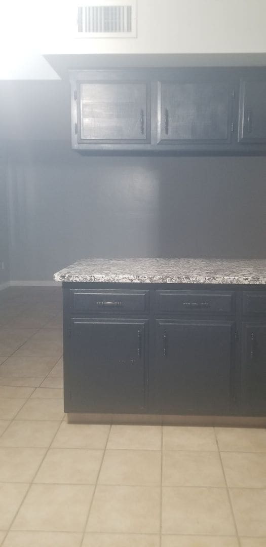 Photo - 325 W China Grade Loop Unit B