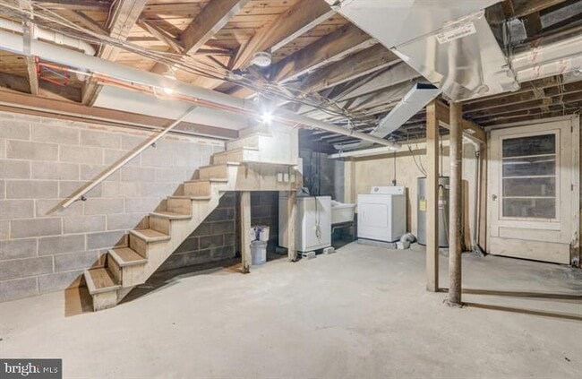 Photo - 46 N Edgewater Ave