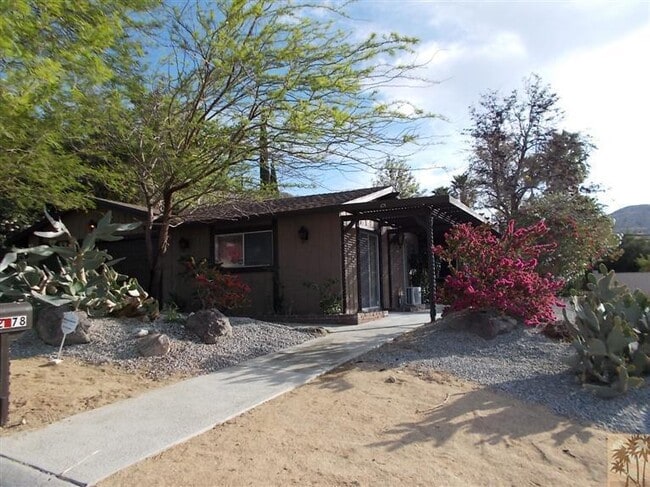Building Photo - 12478 Redbud Rd