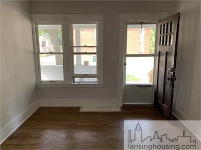 Photo - 318 E Hillsdale St Unidad 2