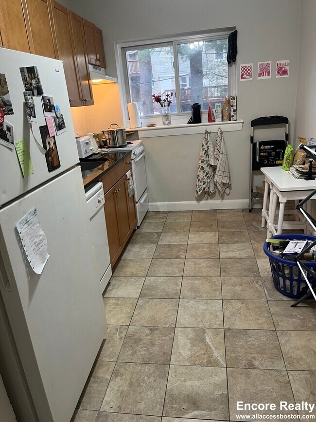 Photo - 67 Chiswick Rd Unit 10