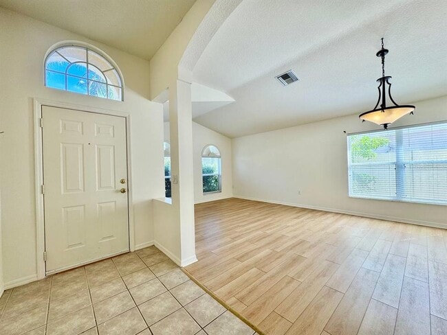 Photo - 22537 Roderick Dr