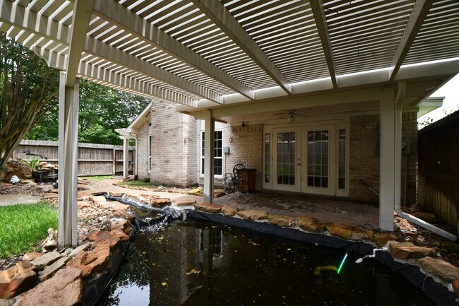 Photo - 1947 Mayweather Ln