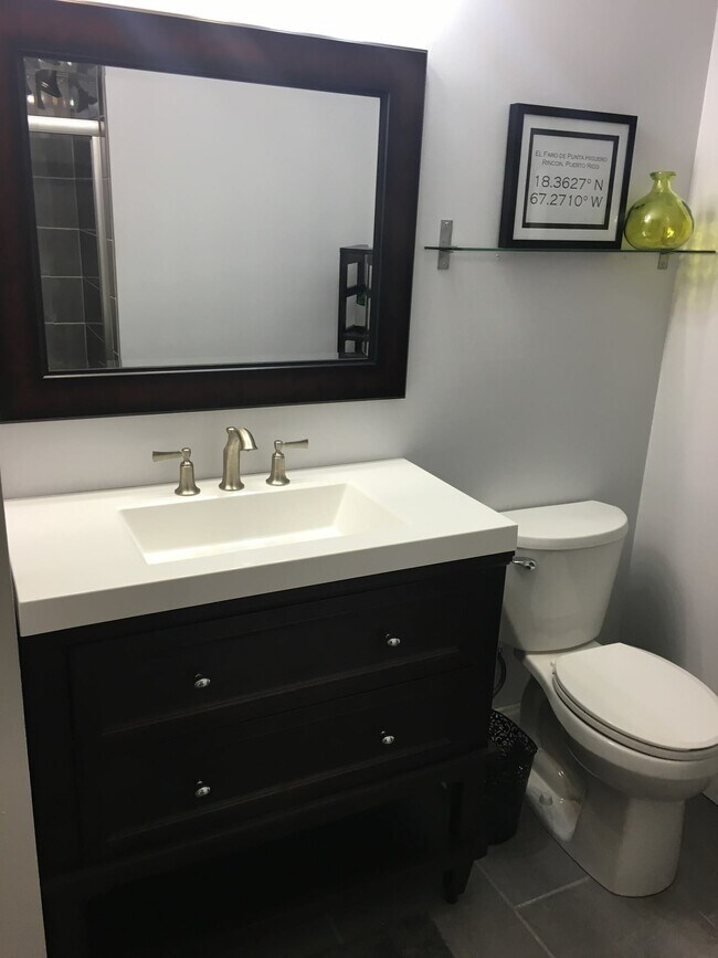 Building Photo - 3605 Waltham Ct Unit Beautiful Yardley First Floor Condo