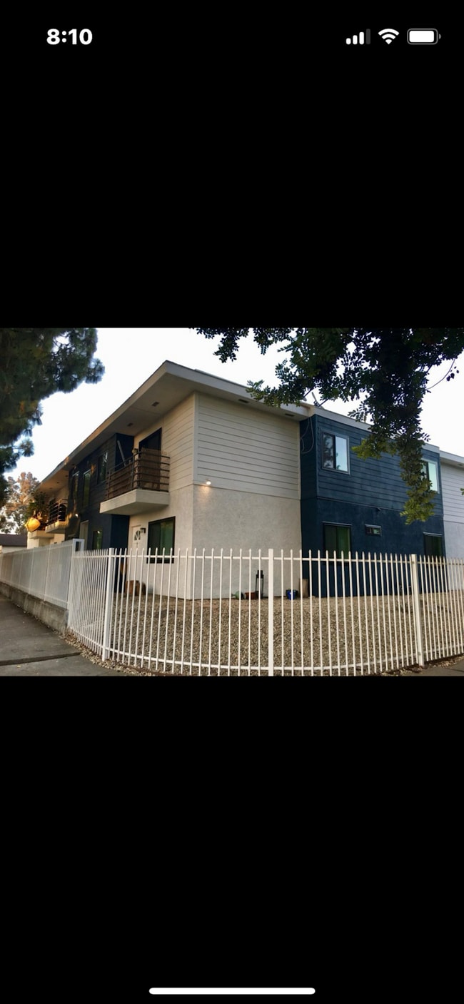 Photo - 5500 Vesper Ave Apartment Unit 2
