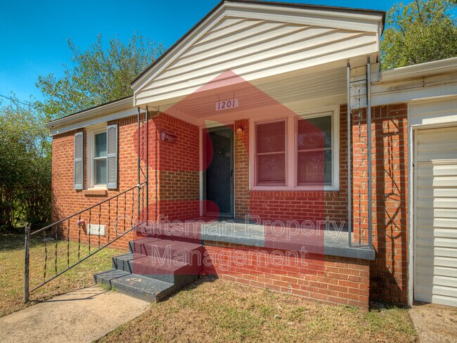 Photo - 1201 Carverdale Dr